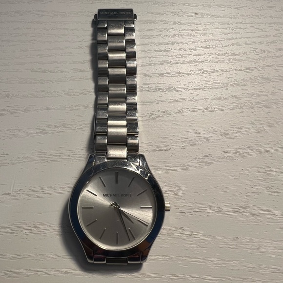 Michael Kors Watch - Picture 3 of 4